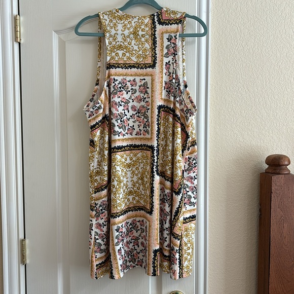 Sz XL. Sweater. - Picture 4 of 4